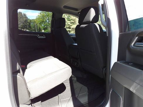 Certified 2025 Chevrolet Silverado 1500 LT AWD/4WD image 37