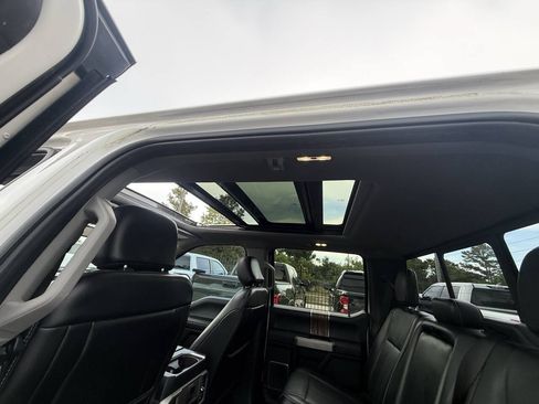 Used 2019 Ford F150 Lariat w/ Equipment Group 502A Luxury AWD/4WD image 32