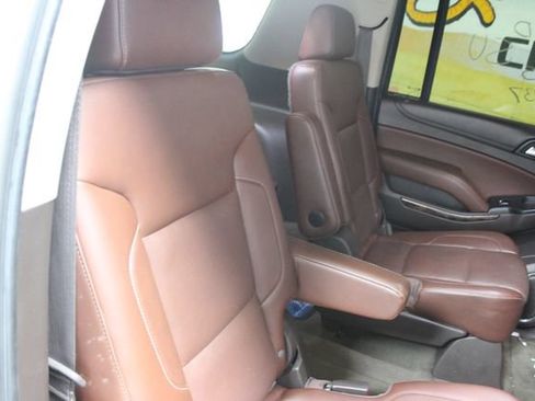 Used 2015 Chevrolet Suburban LTZ AWD/4WD image 9