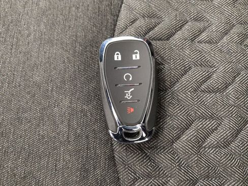 Used 2023 Chevrolet Equinox LT w/ Driver Convenience Package image 32