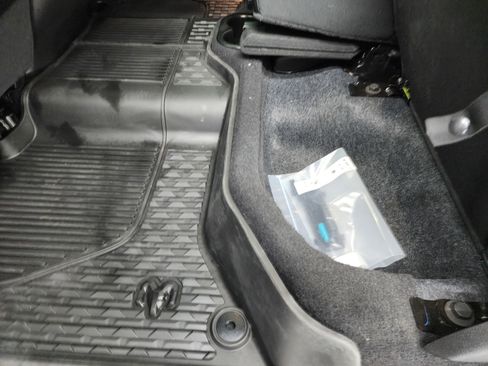 Used 2024 RAM 2500 Laramie w/ Night Edition image 40