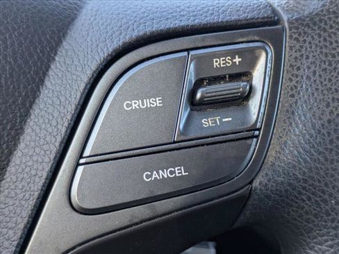 Used 2017 Hyundai Santa Fe Sport AWD/4WD image 6