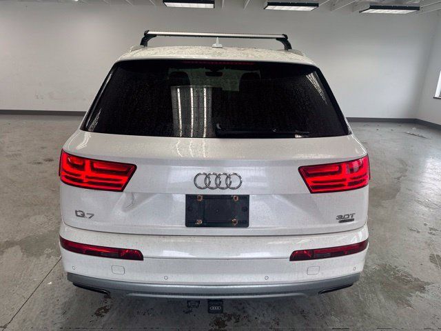 Used 2017 Audi Q7 3.0T Prestige AWD/4WD image 8