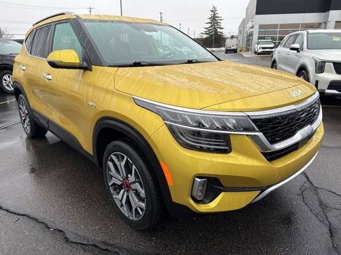 Used 2023 Kia Seltos SX w/ SX Sunroof Package image 1