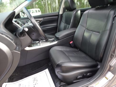 Used 2014 Nissan Altima 2.5 SL FWD image 2