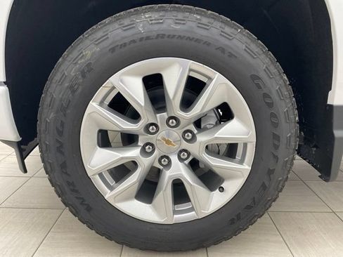 New 2026 Chevrolet Silverado 1500 Custom AWD/4WD image 6