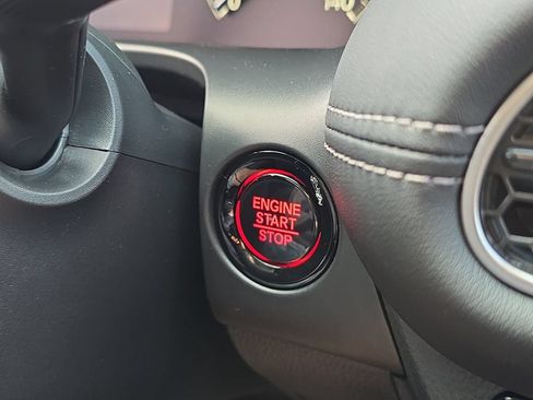 New 2027 Honda HR-V EX-L image 17