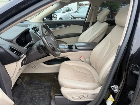 Used 2017 Lincoln MKX Reserve w/ Lincoln MKX Climate Package AWD/4WD image 15