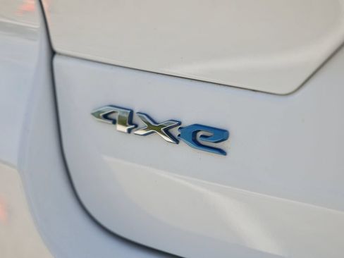 Used 2024 Jeep Grand Cherokee Limited 4xe AWD/4WD image 11
