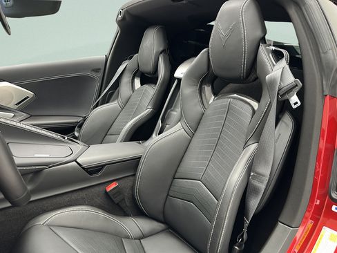 Used 2024 Chevrolet Corvette Stingray Preferred Cpe w/ Z51 Performance Package RWD image 16