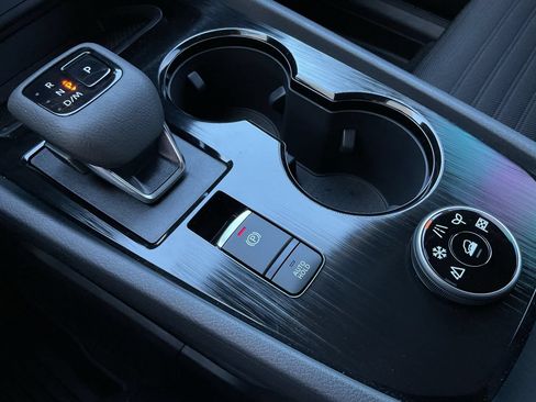 New 2026 Nissan Rogue SV AWD/4WD image 33
