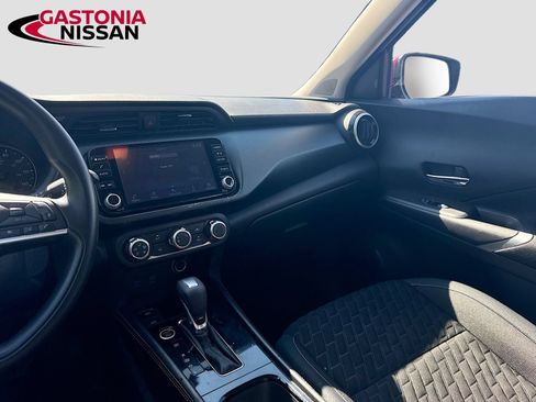 Used 2023 Nissan Kicks SV w/ Interior Electronics Package FWD image 30