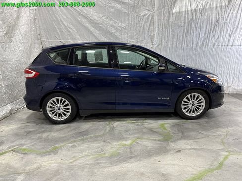 Used 2017 Ford C-MAX SE image 14