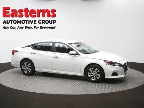 Used 2022 Nissan Altima 2.5 S FWD image 45