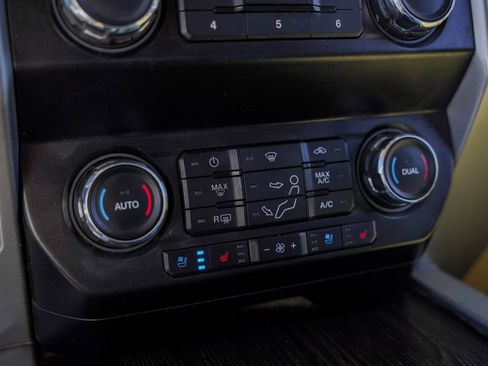 Used 2020 Ford F250 Lariat w/ Lariat Ultimate Package image 25