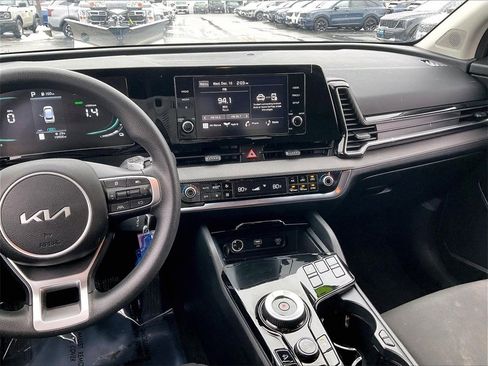 Certified 2023 Kia Sportage LX image 17
