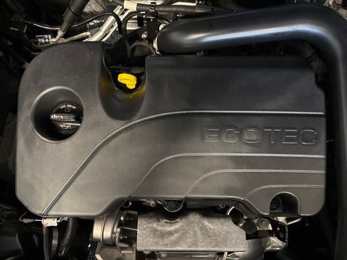 Used 2024 Chevrolet Equinox LT w/ LPO, Floor Liner Package image 32