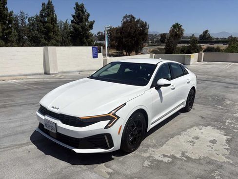 Used 2026 Kia K5 LXS FWD image 3