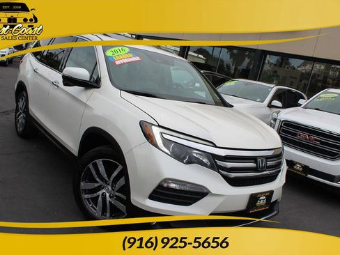 Used 2016 Honda Pilot Touring image 1