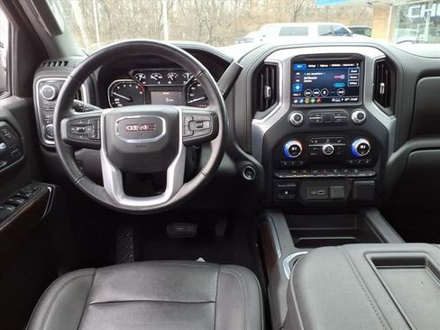 Used 2022 GMC Sierra 1500 SLT w/ SLT Premium Package image 5