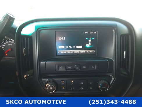 Used 2018 Chevrolet Silverado 1500 Custom image 16