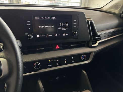 Used 2025 Kia Sportage LX image 26