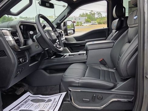 New 2026 Ford F350 Platinum w/ Tremor Off-Road Package AWD/4WD image 5