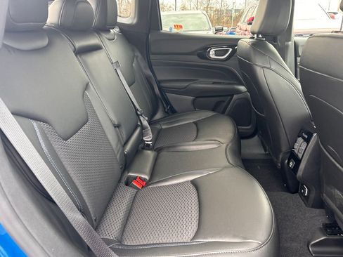 Certified 2025 Jeep Compass Latitude w/ Altitude Special Edition image 24