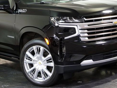 Used 2023 Chevrolet Tahoe High Country w/ Premium Package 2 AWD/4WD image 8