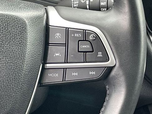 Used 2025 Toyota Grand Highlander FWD image 14