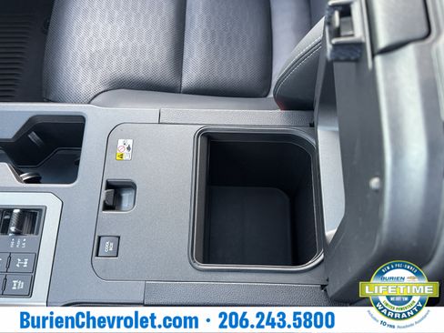 Used 2024 Toyota Land Cruiser image 20