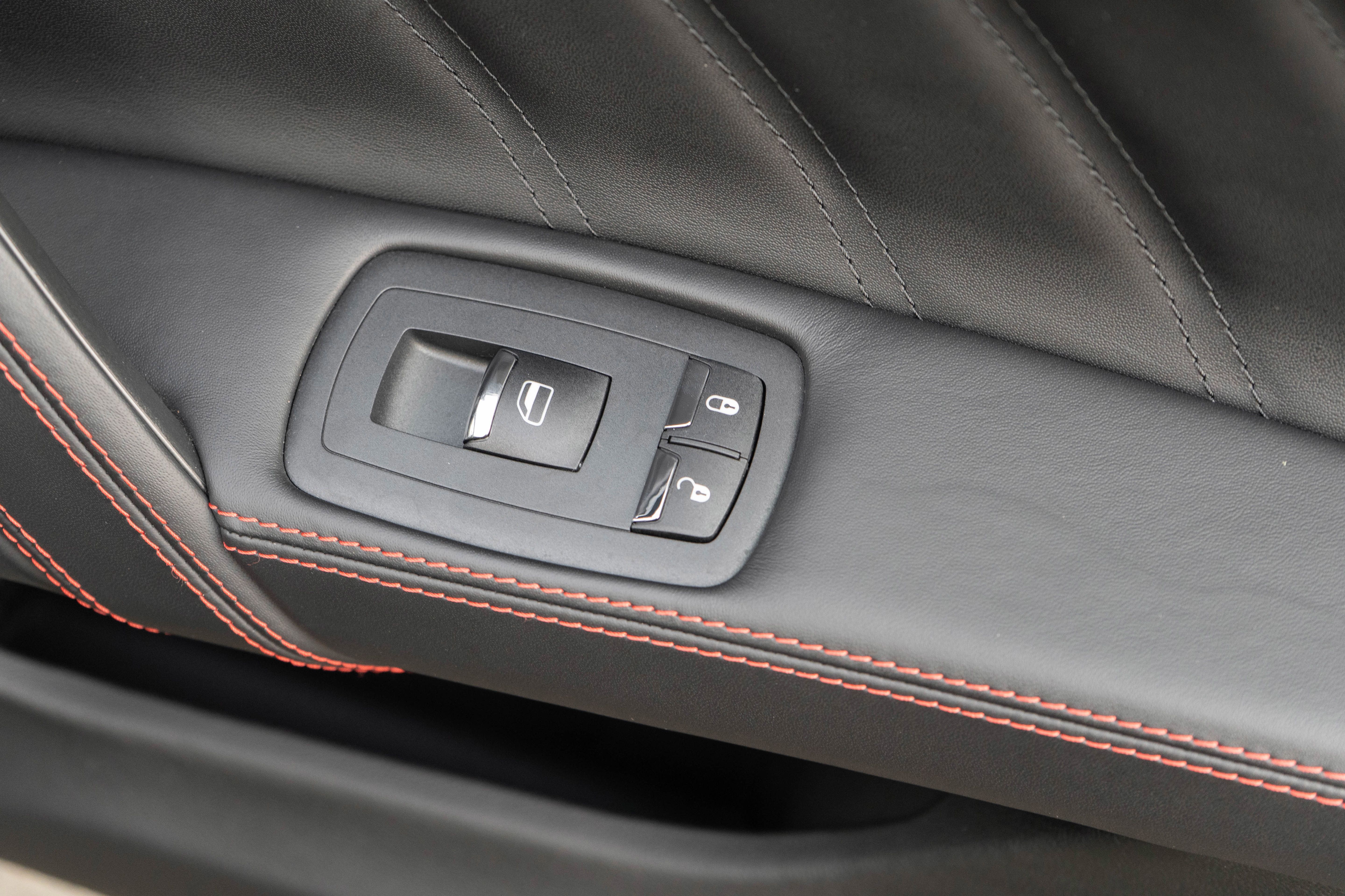 Used 2021 Maserati Quattroporte Trofeo RWD image 29