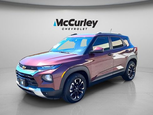 Used 2023 Chevrolet TrailBlazer LT FWD image 3