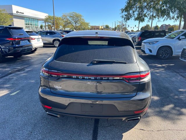 Used 2020 Porsche Macan w/ Premium Package Plus AWD/4WD image 4