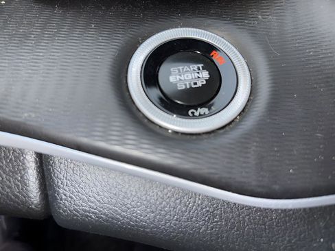 Used 2024 Jeep Grand Cherokee Laredo X w/ Luxury Tech Group I image 21