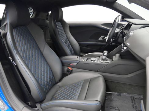 Used 2022 Audi R8 V10 RWD image 23