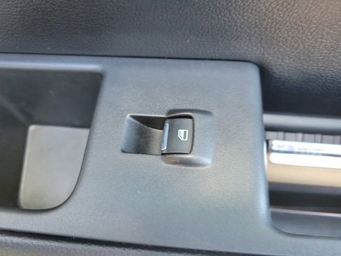 Used 2021 Ford Expedition XLT image 13