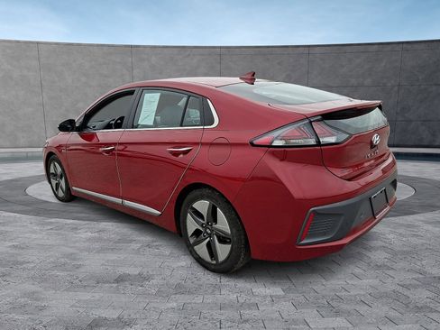 Used 2020 Hyundai Ioniq Limited image 7