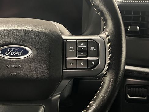 Used 2023 Ford F150 Lightning Lariat image 21