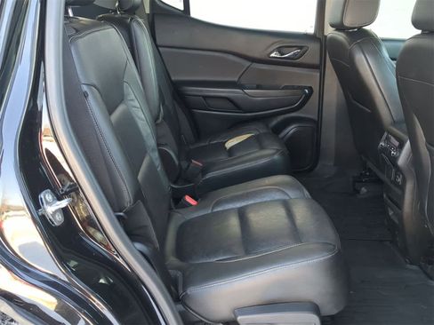 Used 2018 GMC Acadia SLT image 27