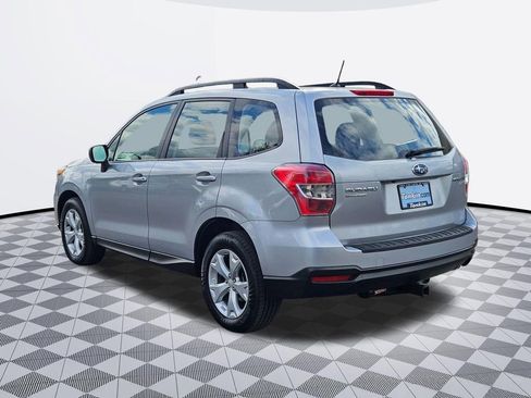 Used 2015 Subaru Forester 2.5i w/ Alloy Wheel Package AWD/4WD image 4