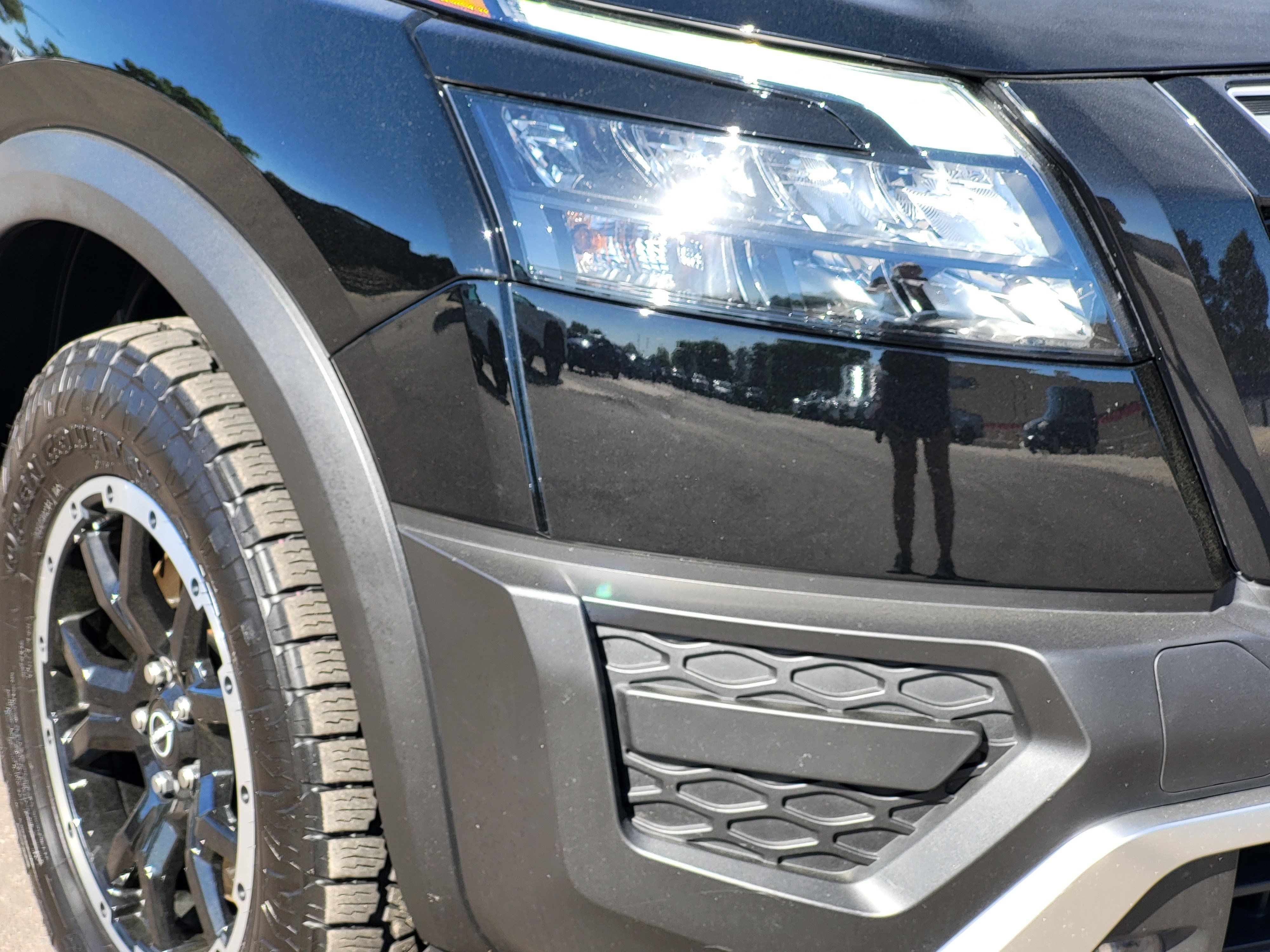 Used 2025 Nissan Pathfinder Rock Creek AWD/4WD image 5