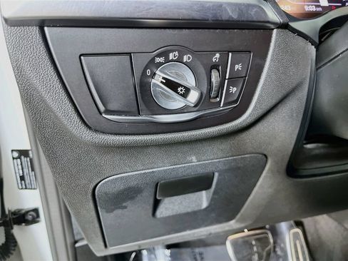 Used 2023 BMW X3 sDrive30i w/ M Sport Package RWD image 12