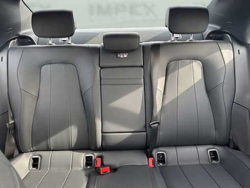 Used 2023 Mercedes-Benz CLA 250 image 12