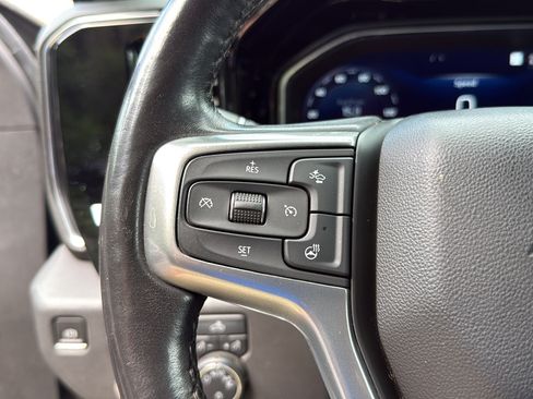 Used 2022 Chevrolet Silverado 1500 LT AWD/4WD image 22