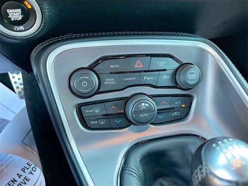 Used 2022 Dodge Challenger R/T Scat Pack image 15