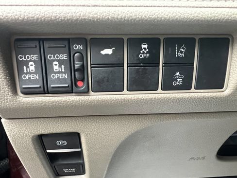 Used 2018 Honda Odyssey EX-L image 11