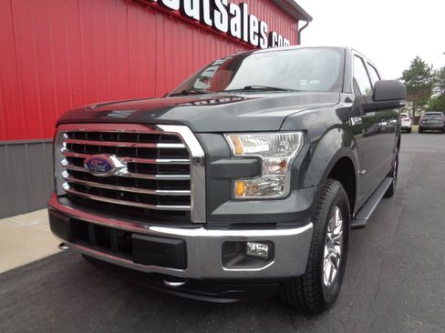 Used 2015 Ford F150 XLT w/ Equipment Group 302A Luxury AWD/4WD image 11