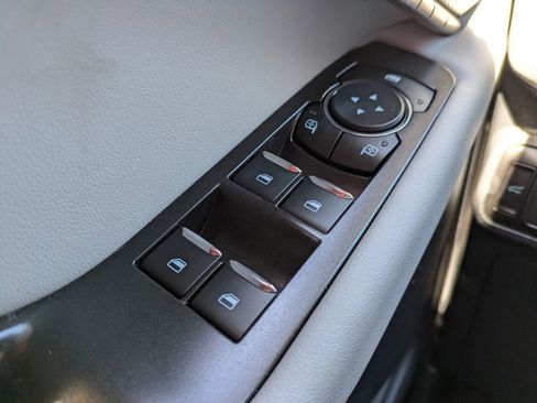 New 2026 Ford Explorer Active w/ Active Comfort Package image 28