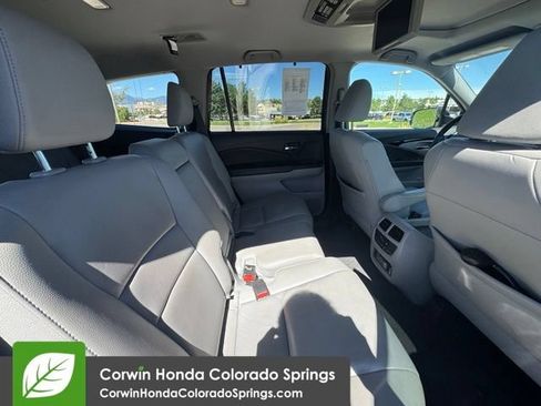 Used 2018 Honda Pilot Touring image 33